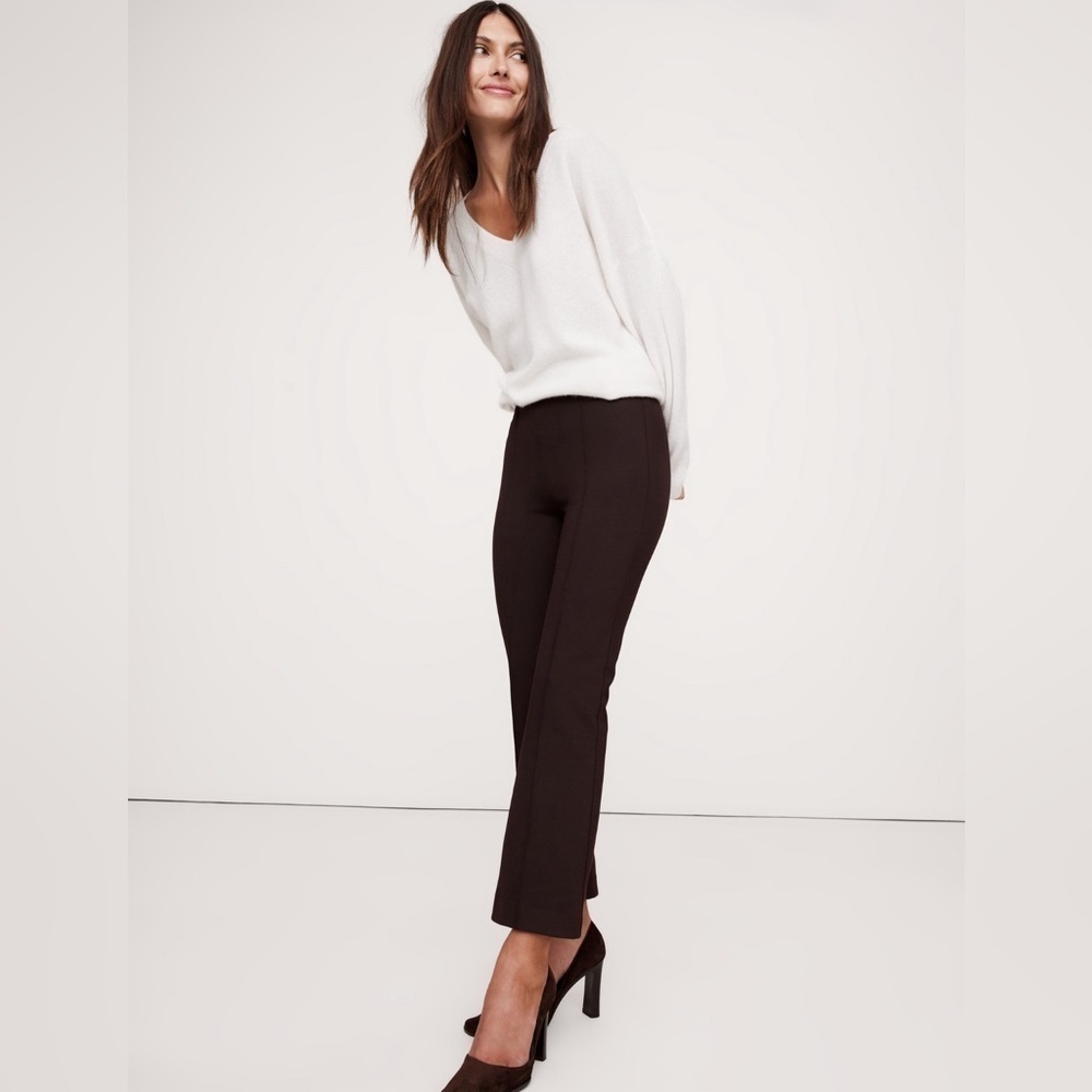 NWT! Banana Republic Ganache Brown Crop Flare Everywhere Ponte Pant 761469 📀5️⃣